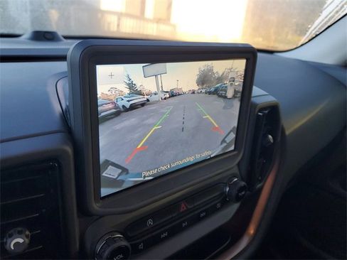 Used 2024 Ford Bronco Sport Outer Banks w/ Tech Package image 22