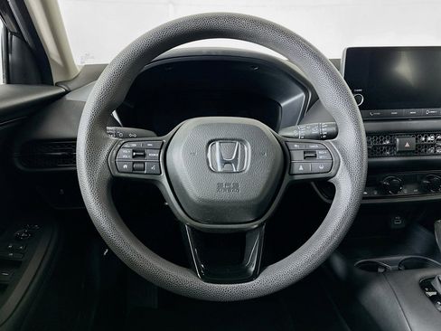 Used 2023 Honda HR-V LX image 18