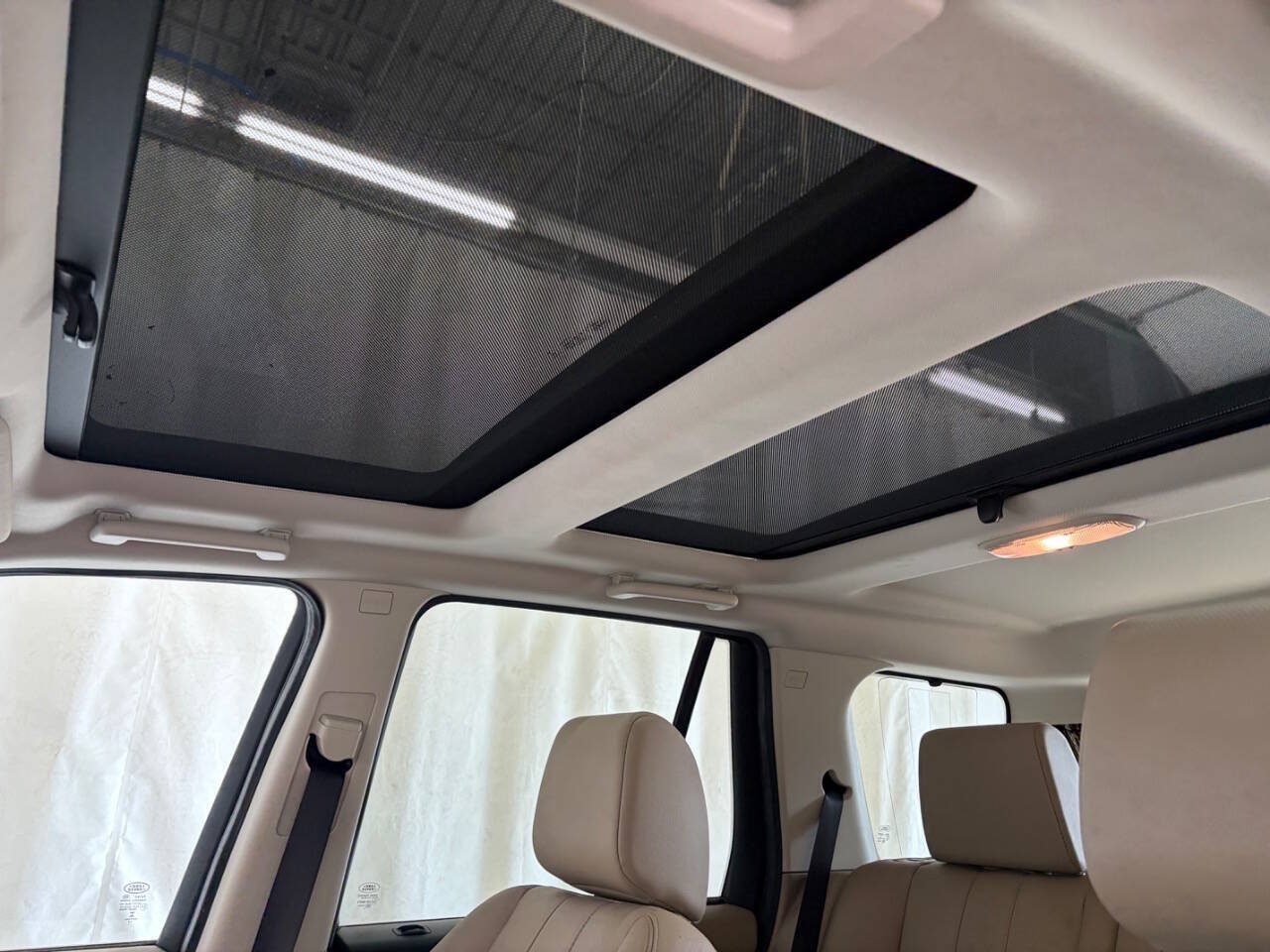 Used 2015 Land Rover LR2 AWD/4WD image 14