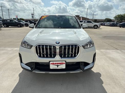 Used 2026 BMW X1 xDrive28i AWD/4WD image 2