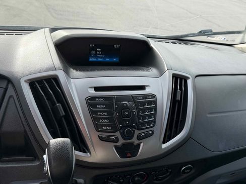 Used 2018 Ford Transit 350 XLT image 20