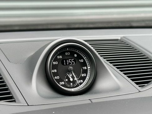 Used 2026 Porsche Macan Turbo image 33