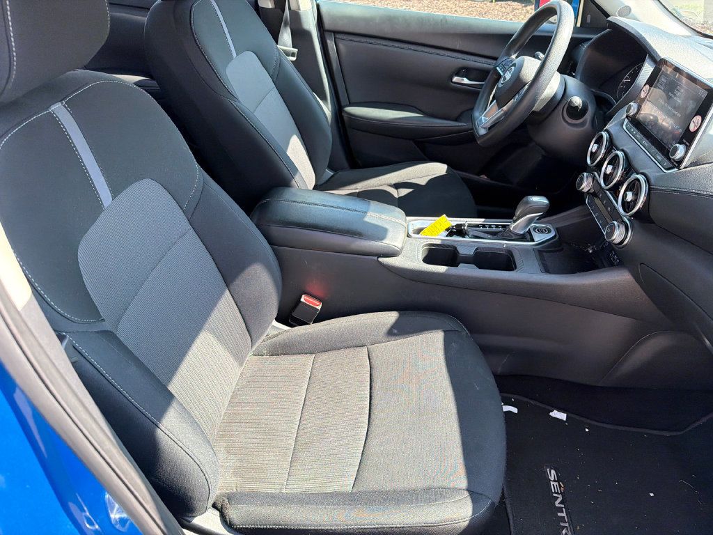 Used 2024 Nissan Sentra SV FWD image 12