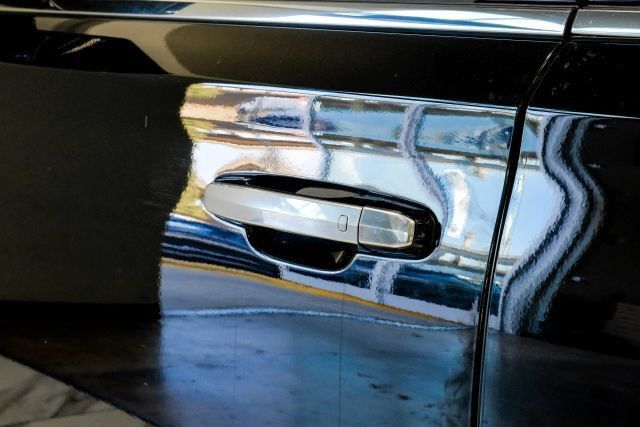 Used 2020 Cadillac Escalade 2WD image 47