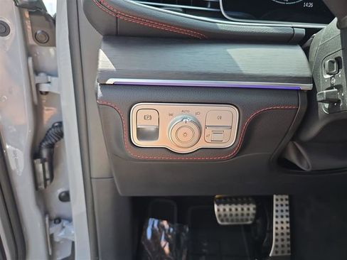 New 2026 Mercedes-Benz GLE 53 AMG 4MATIC image 37