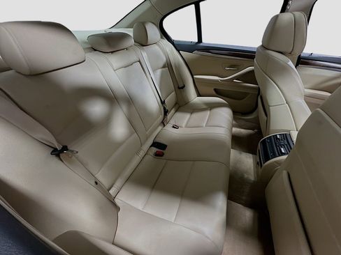 Used 2013 BMW 528i xDrive Sedan image 27