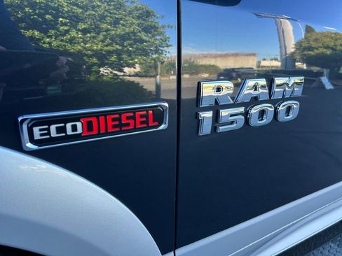 Used 2015 RAM 1500 Laramie w/ Convenience Group AWD/4WD image 34