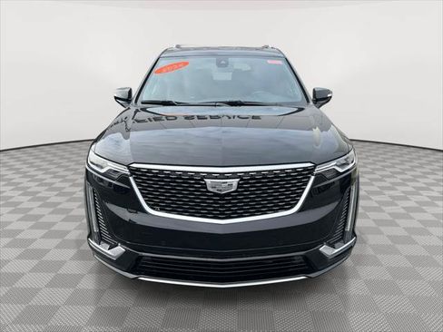 Used 2024 Cadillac XT6 Premium Luxury AWD/4WD image 2
