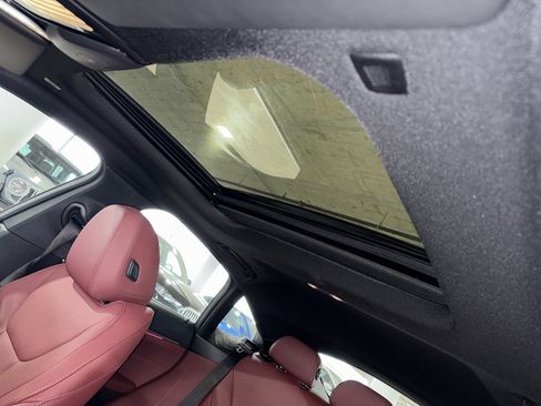 Used 2025 BMW i4 eDrive40 w/ Premium Package image 32