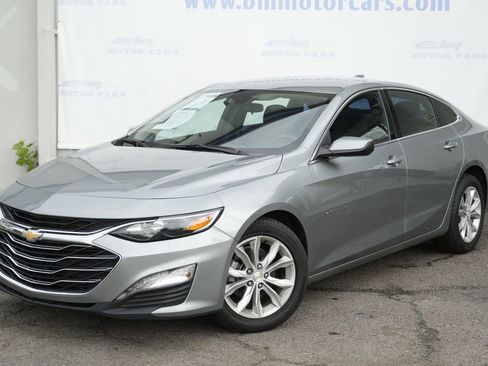 Used 2024 Chevrolet Malibu LT FWD image 2