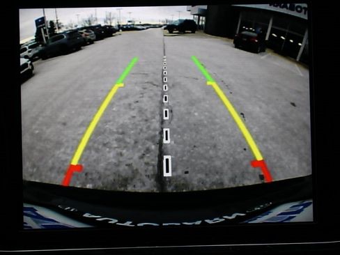 Used 2022 Jeep Grand Cherokee Laredo X image 17