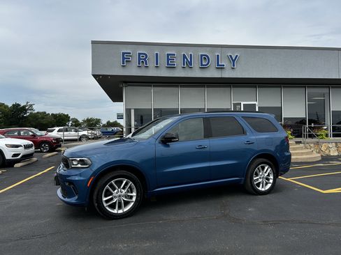 Used 2024 Dodge Durango GT AWD/4WD image 2