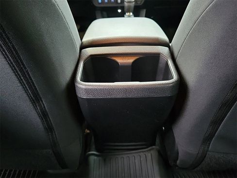 Used 2021 Toyota Tacoma TRD Off-Road w/ Technology Package image 10