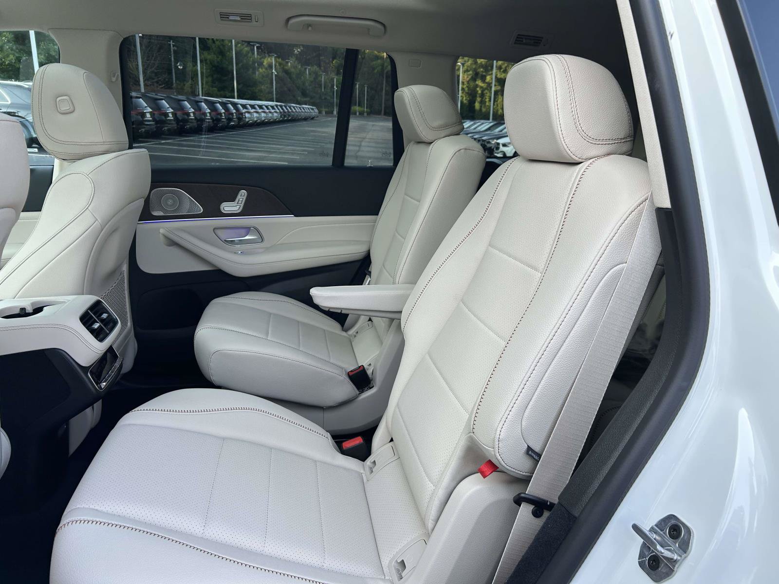 New 2027 Mercedes-Benz GLS 450 4MATIC image 38