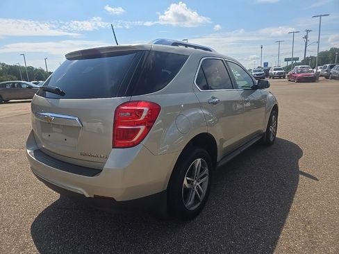 Used 2016 Chevrolet Equinox LTZ FWD image 7