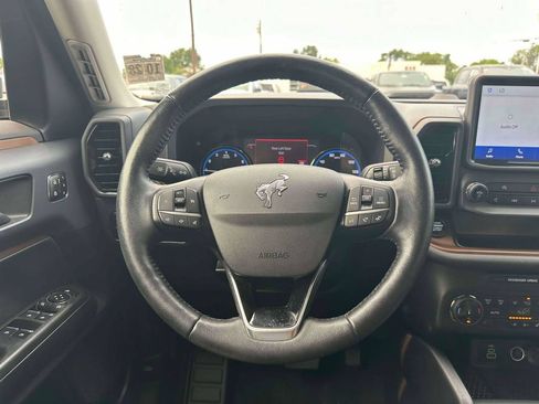 Used 2023 Ford Bronco Sport Outer Banks AWD/4WD image 14