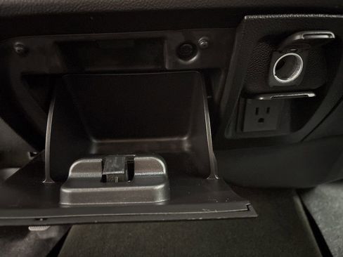 Used 2016 Chevrolet Silverado 1500 LT w/ All Star Edition AWD/4WD image 20