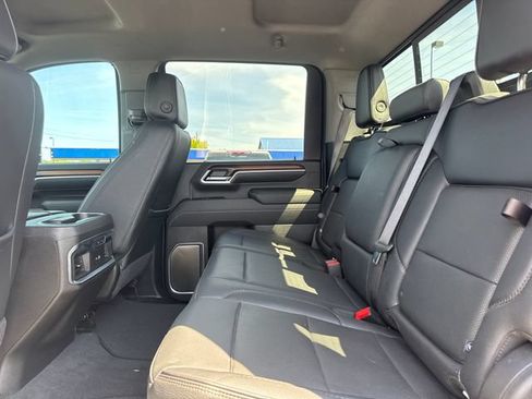 Used 2025 GMC Sierra 2500 Denali AWD/4WD image 11