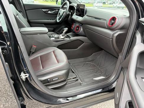 Used 2024 Chevrolet Blazer RS w/ LPO, Floor Liner Package FWD image 19