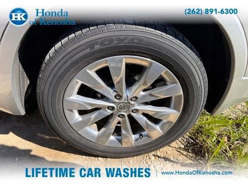 Used 2017 Buick Envision Essence AWD/4WD image 3