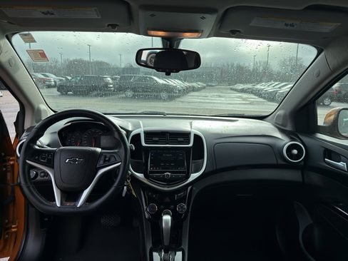 Used 2019 Chevrolet Sonic LT image 28