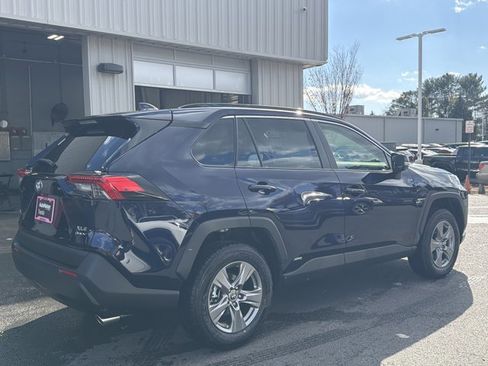 New 2025 Toyota RAV4 XLE image 5