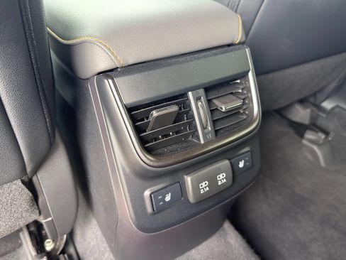 Used 2022 Subaru Outback Wilderness AWD/4WD image 29
