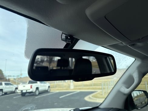 Used 2018 Toyota 4Runner SR5 Premium image 25