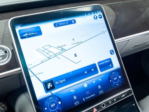 Used 2024 Mercedes-Benz Maybach S 680 4MATIC image 77