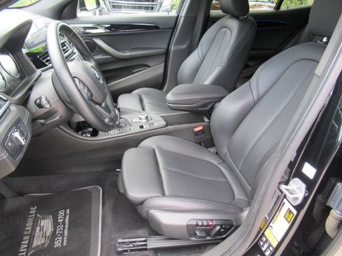 Used 2023 BMW X2 xDrive28i AWD/4WD image 16