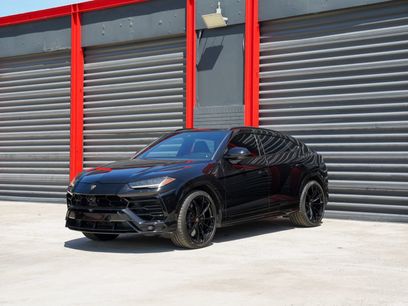 Used 2022 Lamborghini Urus