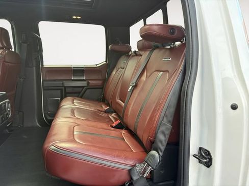 Used 2019 Ford F150 Platinum w/ FX4 Off-Road Package AWD/4WD image 13