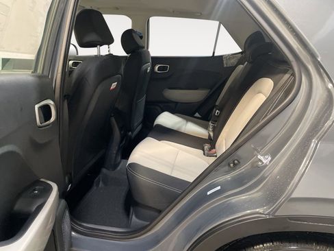 New 2026 Hyundai Venue SEL FWD image 11