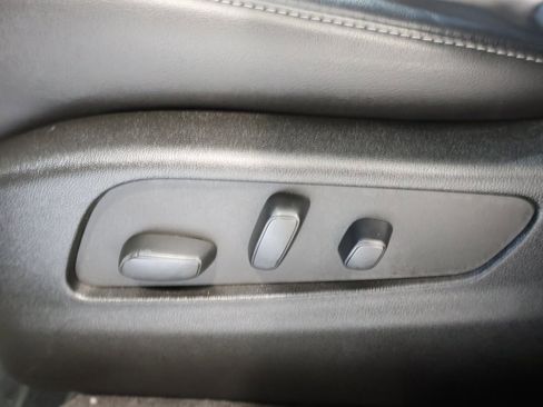 Used 2023 Cadillac XT4 Premium Luxury w/ Cold Weather Package image 13