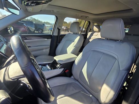 Used 2021 Jeep Grand Cherokee L Overland image 7