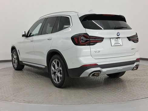 Used 2024 BMW X3 sDrive30i w/ Convenience Package w/ZPA image 3