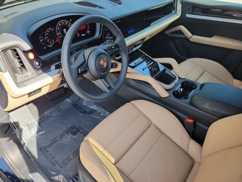New 2026 Porsche Cayenne AWD/4WD image 5