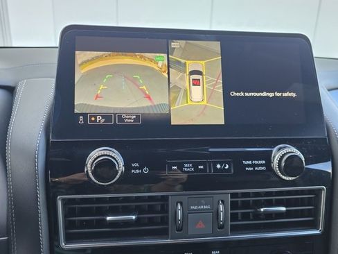 Used 2023 Nissan Armada Platinum w/ Captain's Chairs Package image 29