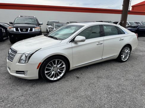 Used 2013 Cadillac XTS Platinum w/ Driver Assist Package image 2