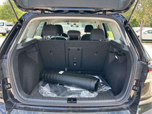 New 2025 Volkswagen Taos S image 44