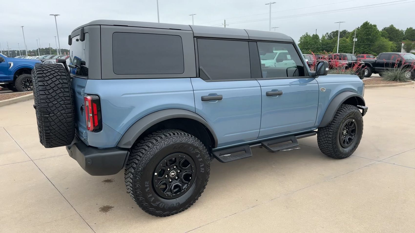Used 2024 Ford Bronco Wildtrak AWD/4WD image 9