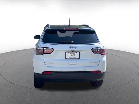 Used 2025 Jeep Compass Limited AWD/4WD image 12