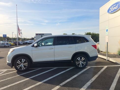 Used 2016 Honda Pilot EX-L image 2