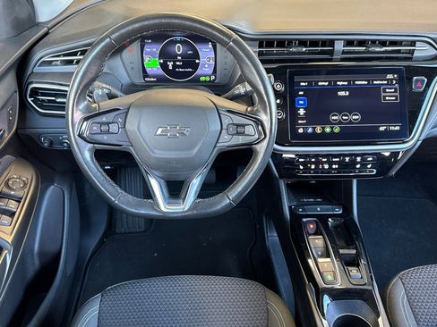 Used 2023 Chevrolet Bolt EUV LT w/ Comfort Package image 15