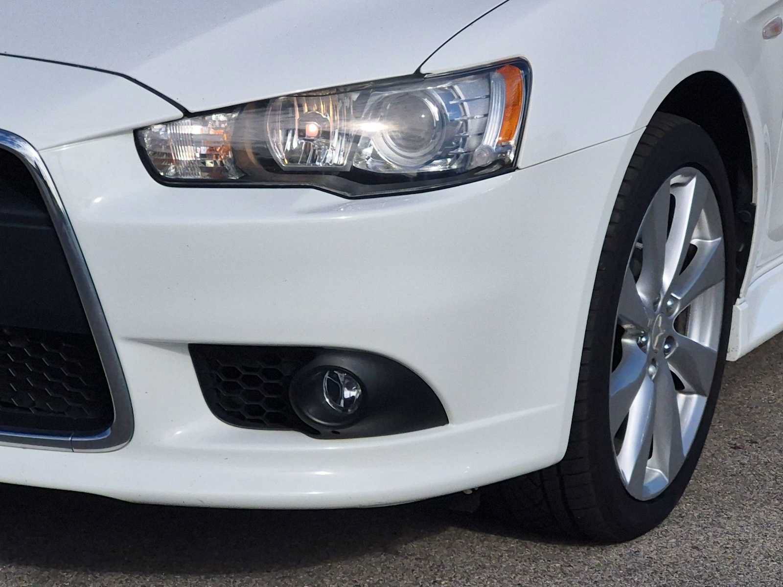Used 2013 Mitsubishi Lancer GT FWD image 11
