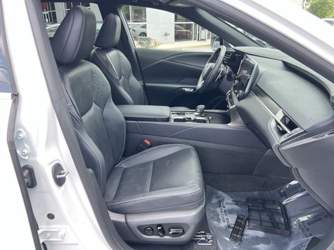 Used 2024 Lexus RX 350 w/ Convenience Package AWD/4WD image 27