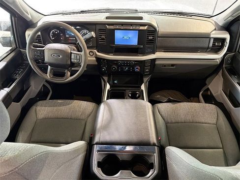 Used 2024 Ford F450 XLT w/ FX4 Off-Road Package image 10