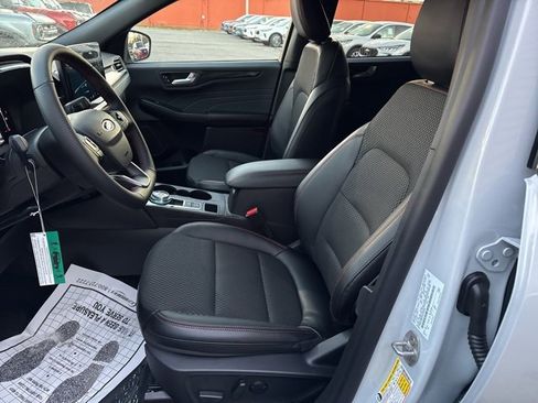 New 2025 Ford Escape ST-Line w/ Equipment Group 301A image 27