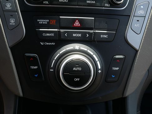 Used 2017 Hyundai Santa Fe Sport AWD/4WD image 29