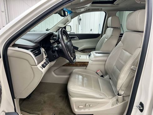 Used 2015 GMC Yukon XL Denali w/ Open Road Package AWD/4WD image 21